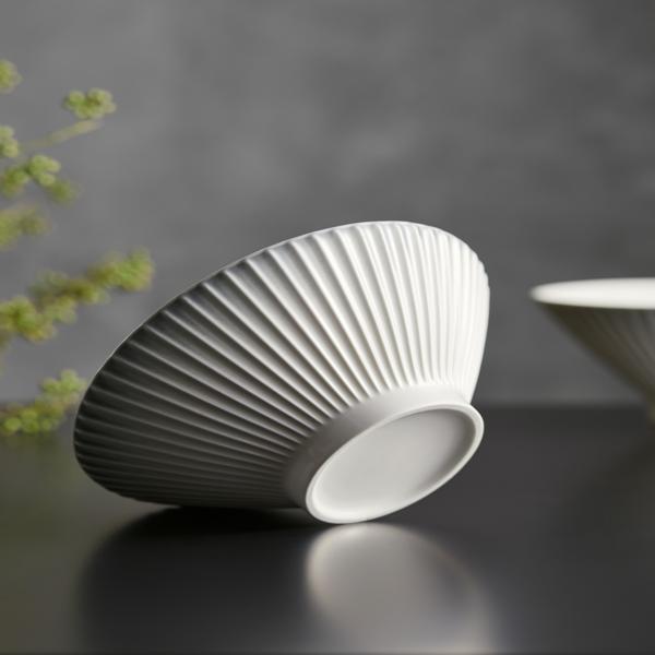 Bol para Sopa de 8" de Cerámica Acanalado Vertical en Set de 4 Piezas gris en abajo/arriba Diseño Moderno y Elegante para Pasta Ensaladas y Sopas