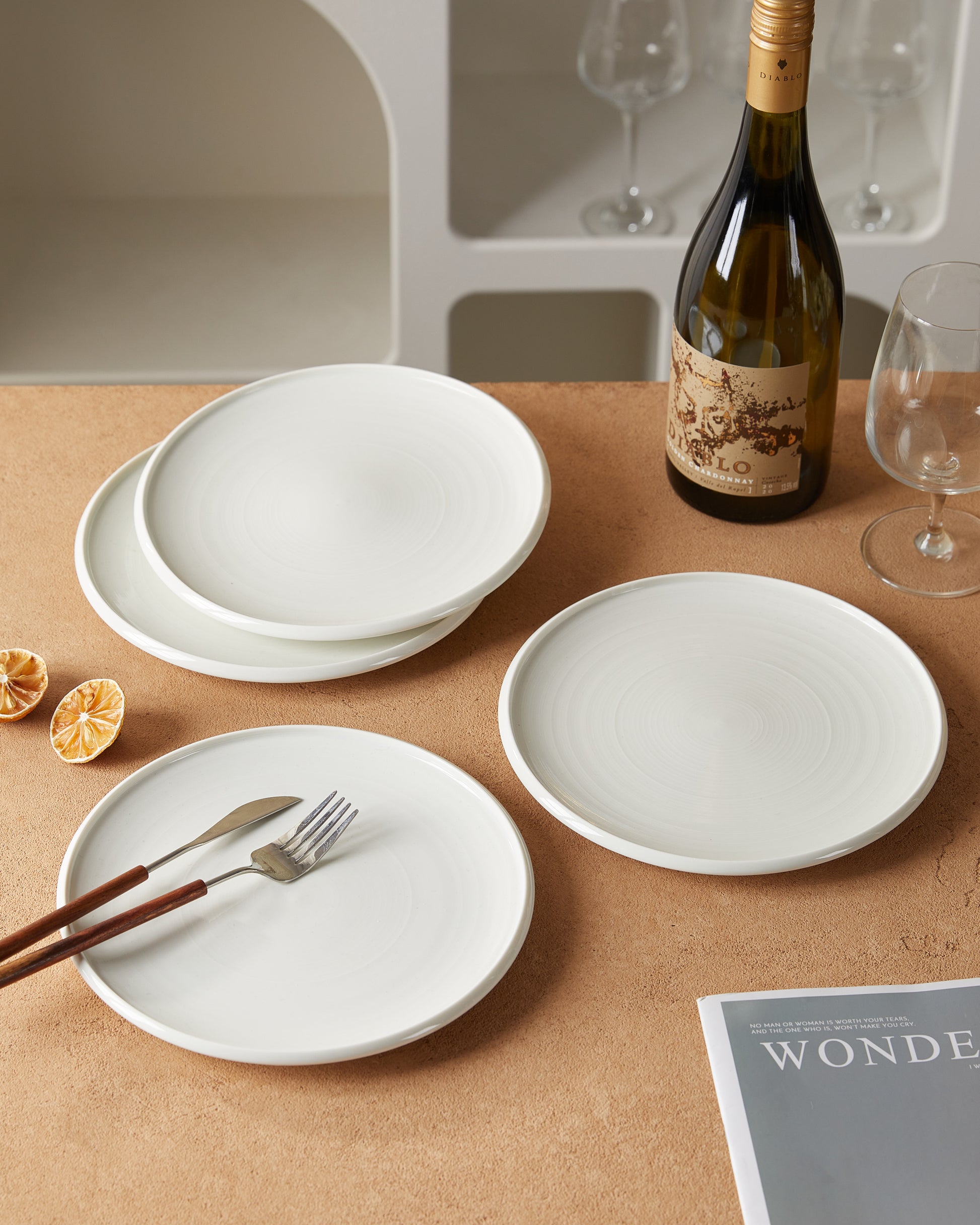 Platos Planos Brillo Blanco/Naranja Mate 8.5" Set de 4 Piezas Versión Básica Diseño Minimalista y Elegante para Uso Diario Tamaño Ideal y Estilo Moderno