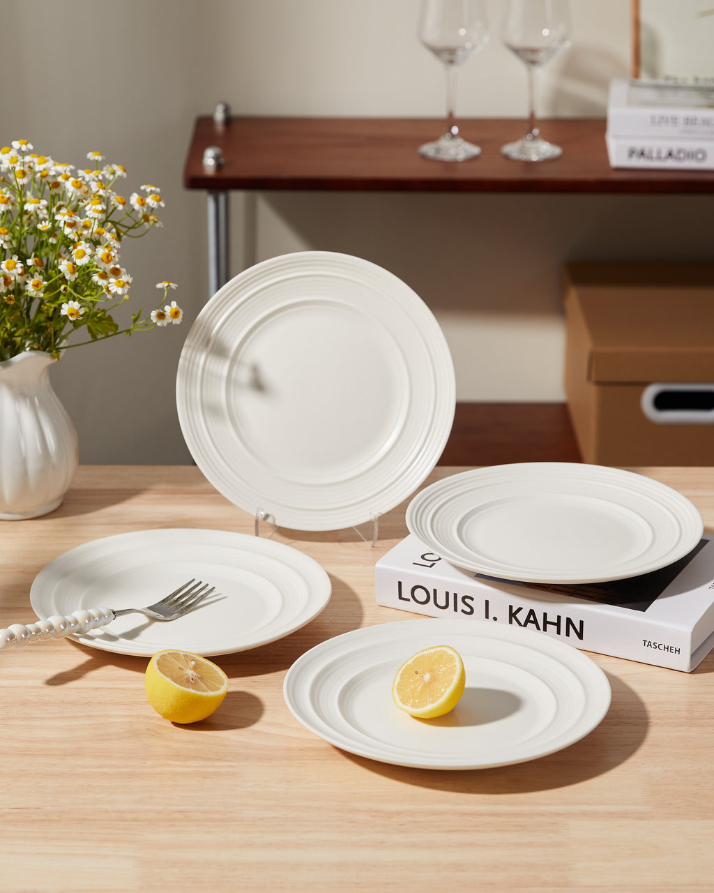 Platos Laterales de 8.3" en Amarillo/Blanco Mate Set de 4 Piezas Versión Básica Cerámica de Alta Calidad Diámetro 21.4 cm Ideal para Desayunos y Comidas