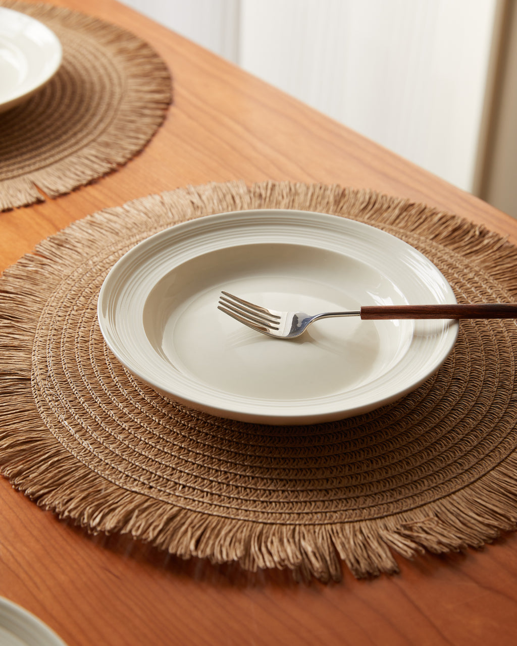 Platos de Sopa 8" en Set de 4 Piezas Cerámica de Alta Calidad Color Beige para Comidas Diarias y Especiales