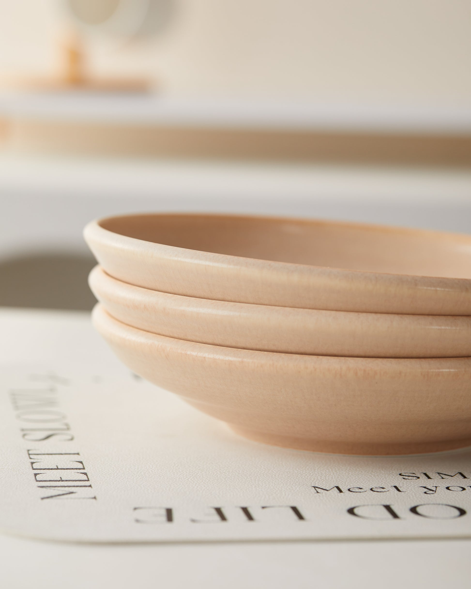 Plato de Sopa 8.5" Azul Mate/Naranja Mate/Naranja Reactivo Mate/Blanco Brillante Juego de 4 Piezas Cerámica Premium Diámetro 21.5 cm Seguro Microondas Lavavajillas